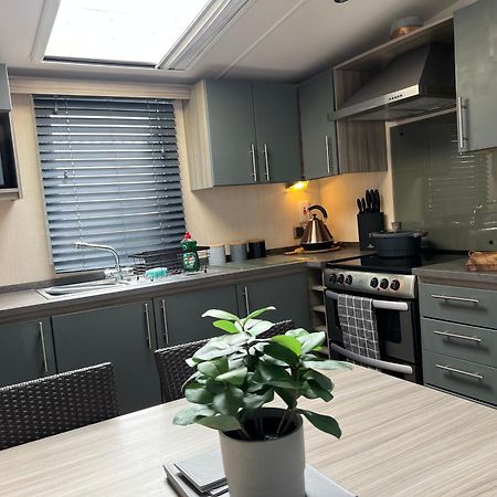 Forest Lodge Sway Екстер'єр фото
