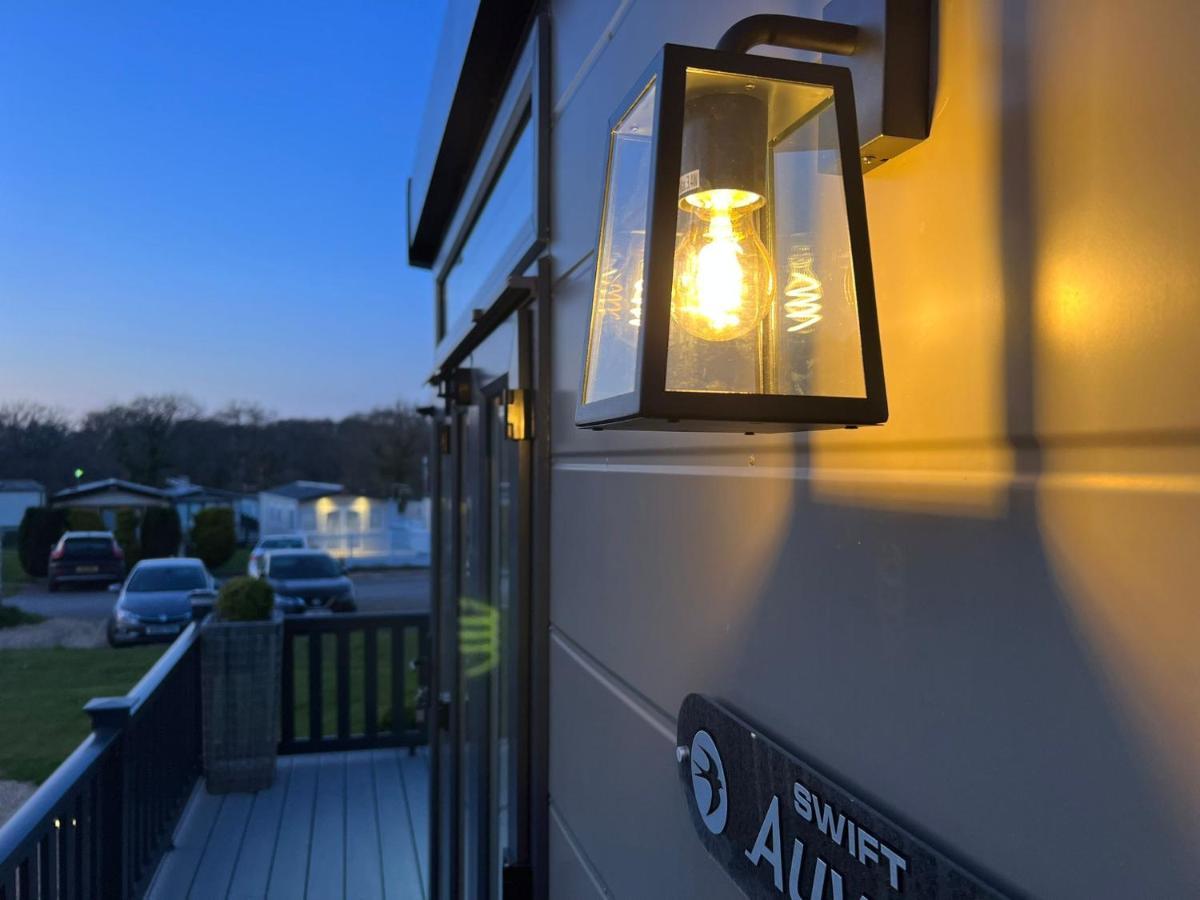 Forest Lodge Sway Екстер'єр фото